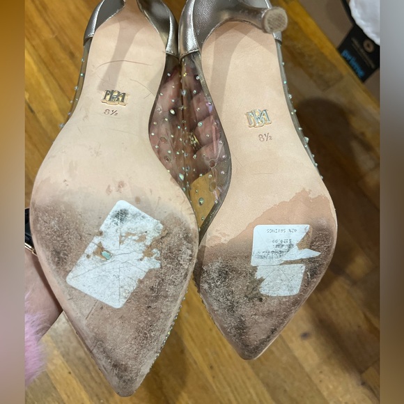 Badgley Mischka Cinderella Pointed Toe Heels Gold and Clear - Picture 10 of 10